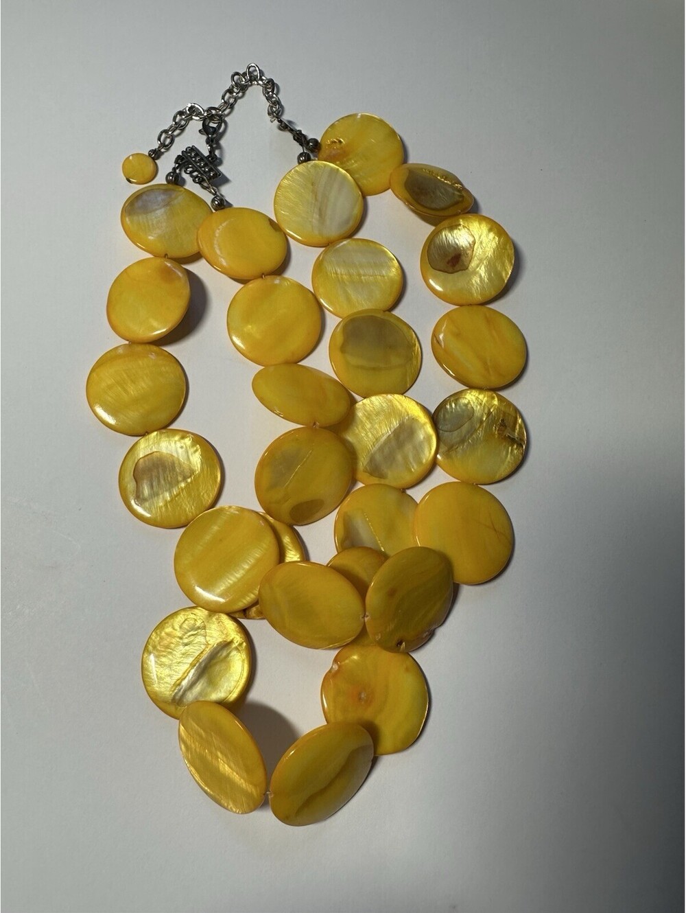 Vintage Yellow Mother Of Pearl Necklace Stunning Statement Piece Double Strand - Picture 7 of 9